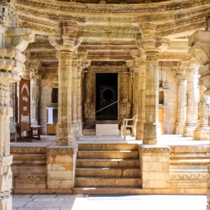Einer der Tempel in Chittorgarh von Innen Chittorgarh Tempel von innen